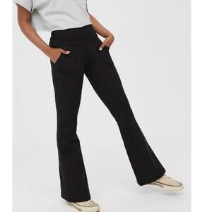 Aerie Offline Black Hugger High Rise Foldover Flared Leggings Sz Small Short